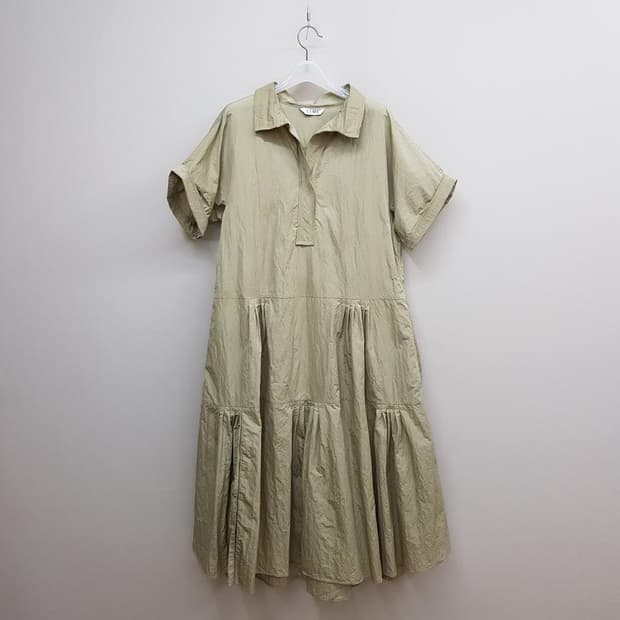 한섬 TIME 타임 2021 셔츠형 티어드 롱 원피스 F사이즈