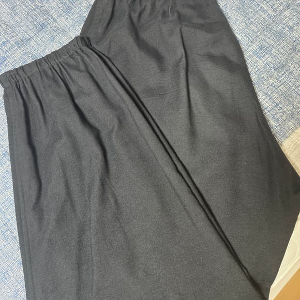 [2]코모리 25ss 실크넵 드로우스트링 팬츠