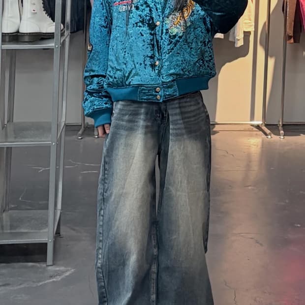 에비수 타이거 벨루어 벨벳 블루종 자켓 A3508