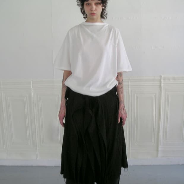 에옹쓰 Cowl Neck Half Top 화이트