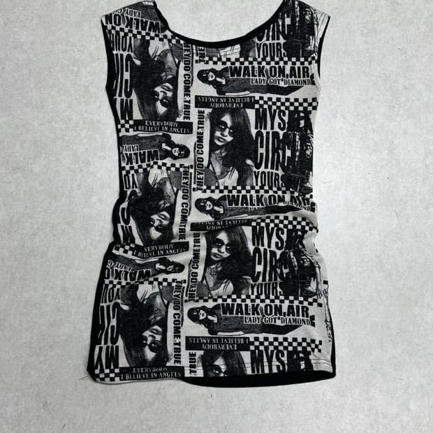 펑크 메거진프린팅 탑 