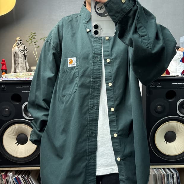 칼하트 그린셔츠