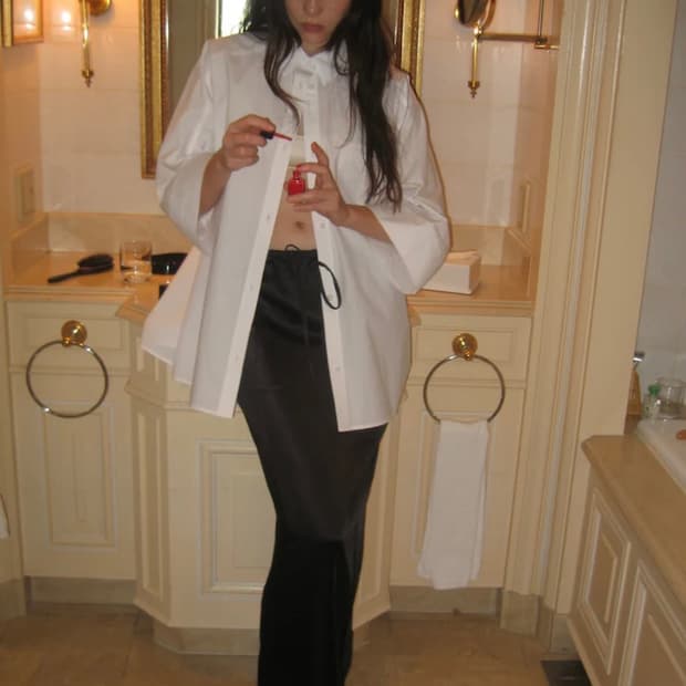 The aperture Friday Satin Skirt Black(M)