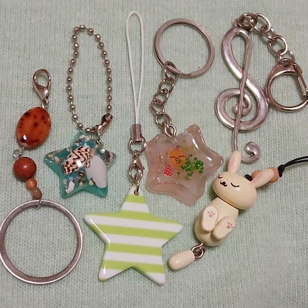 모리,갸루깔 키링 판매합니다 !!