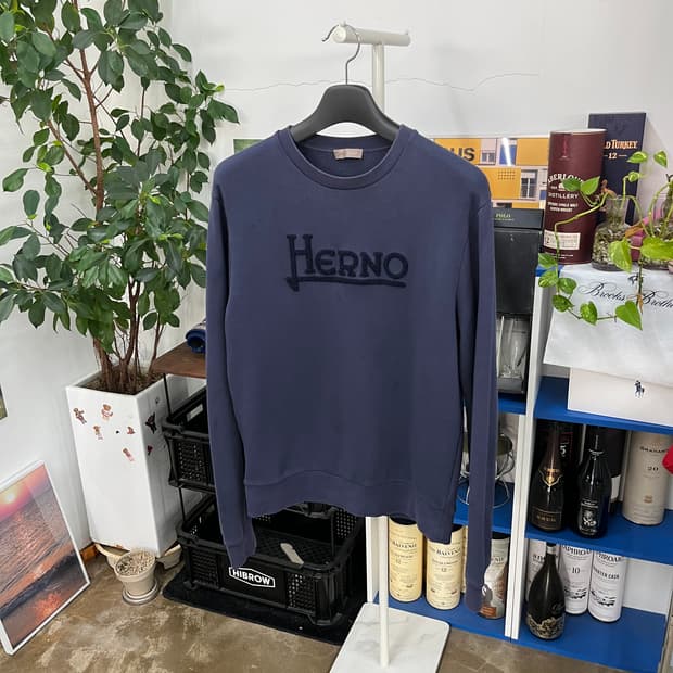 에르노 남성 맨투맨 50