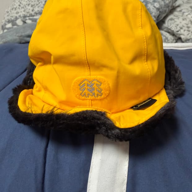 코오롱스포츠 귀달이 모자