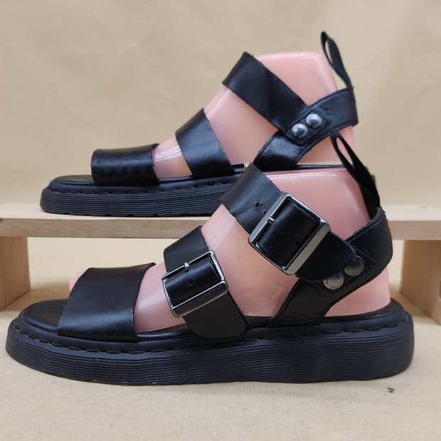 닥터마틴 클라리사 남성샌들260