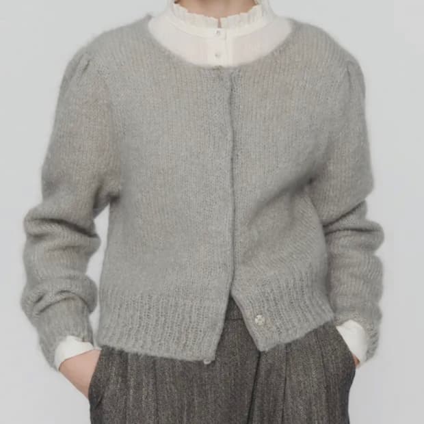 (오늘만급처)아모멘토 뉴그랜마 가디건 라이트그레이 새상품
