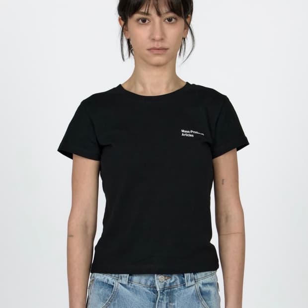 구해요) 플라스틱프로덕트 crop T-shirt women s