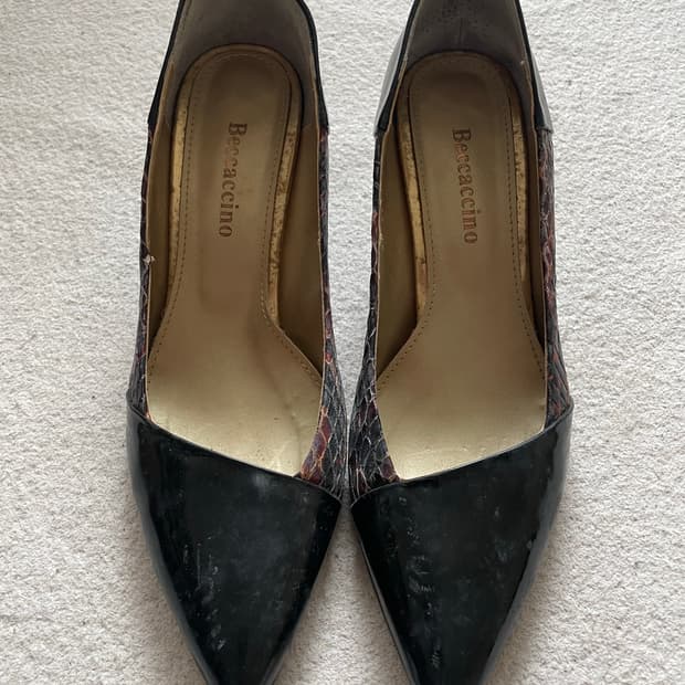 [Beccaccino] 베카치노 에나멜 파이톤 배색 펌프스