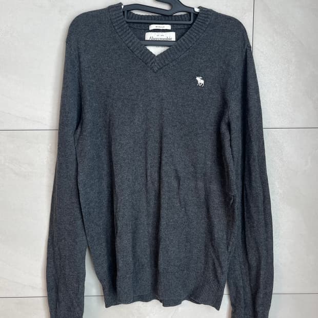 아베크롬비 화이트 순록 니트 (S)