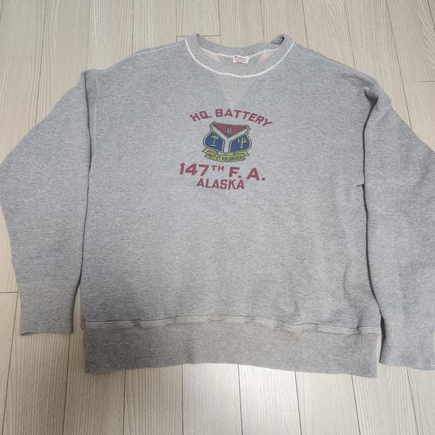 Warehouse웨에하우스 스웻 42사이즈 팝니다