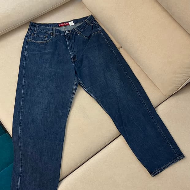 00s Levi’s 569 