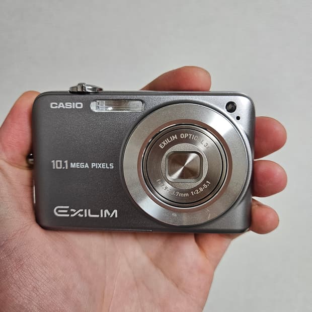 카시오 엑슬림 EX-Z1080 디카 디지털카메라