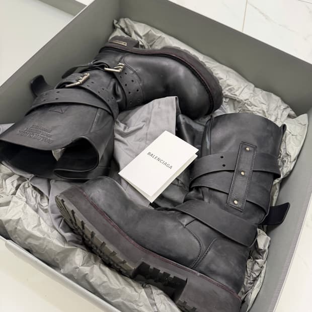 [43]발렌시아가 베놈부츠 하이