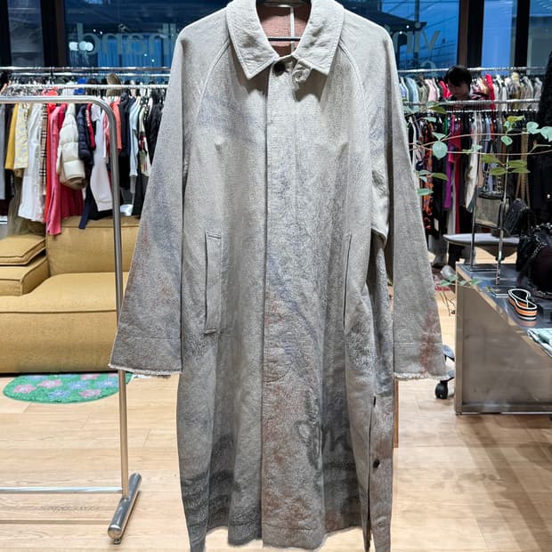 요크 베이지 자카드 볼 칼라 코트  