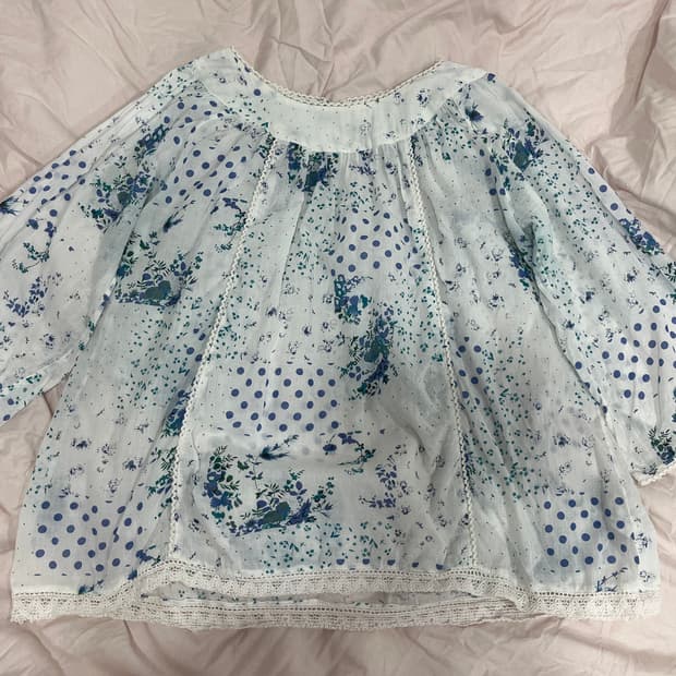 모리걸 하구미 패치 느낌 블라우스