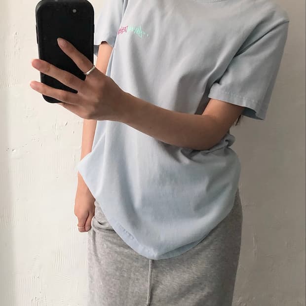 Stussy 올드 스투시 스카이블루 컬러 백로고 반팔 티셔츠