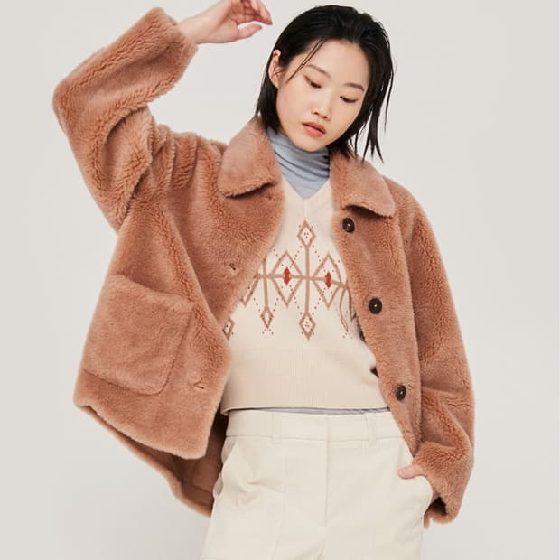 나이스클랍 아웃포켓 울100% 페이크 무스탕 자켓 카멜 (F)