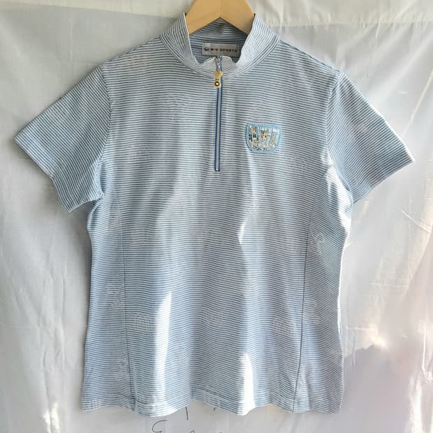 MU스포츠 여성 반집업 반팔 티셔츠 M사이즈