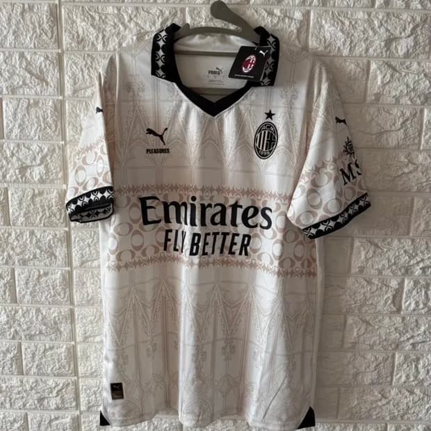 23/24 AC밀란 어웨이 유니폼
