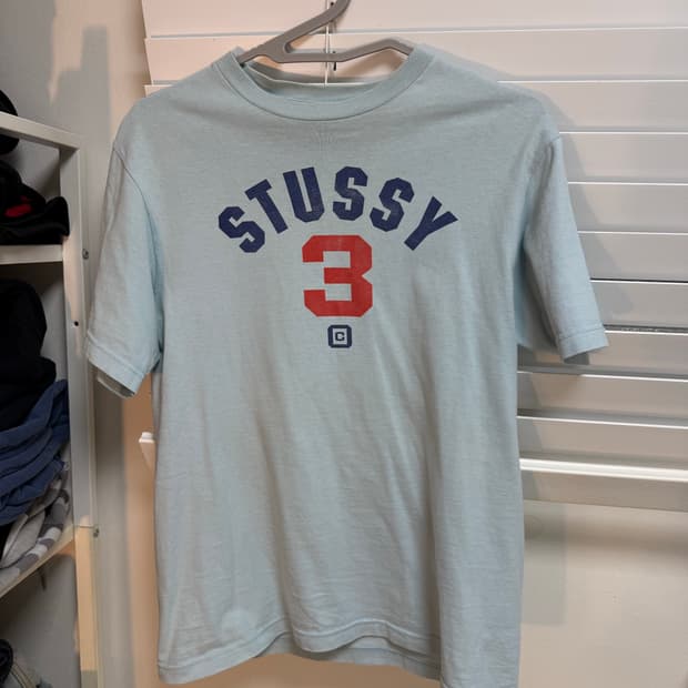 스투시 여성반팔 