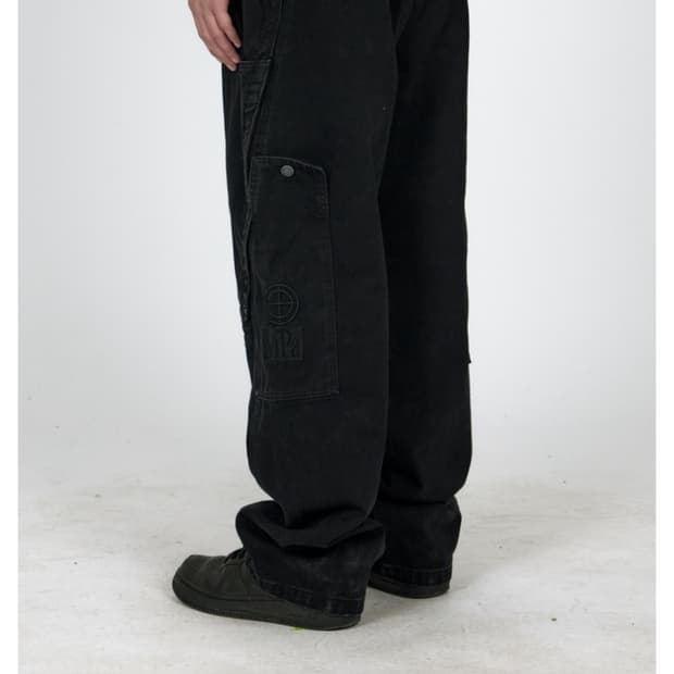 플라스틱 프로덕트 zip pocket pants
