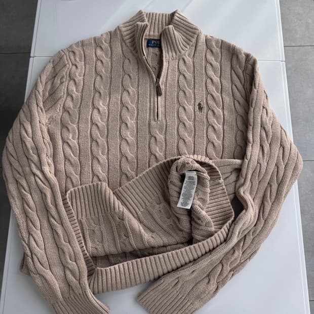 폴로 반집업 니트 