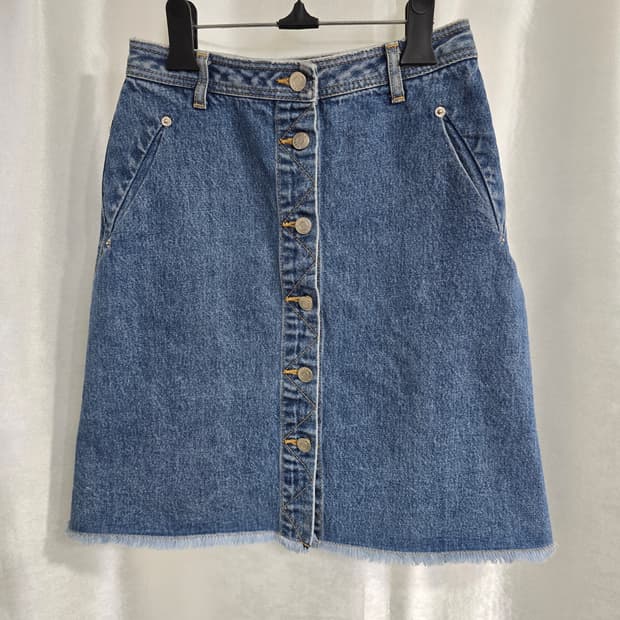 SJYP 청 데님 앞단추 스커트 (1610)