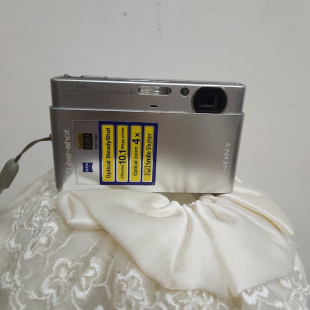 소니 사이버샷 dsc t77 디지털카메라

