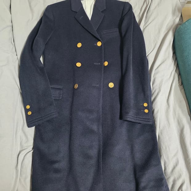 브룩스 브라더스 블랙플리스 네이비 금장코트