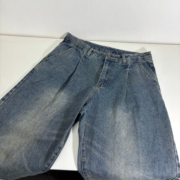 XL 디미트리블랙 연청 워싱 와이드핏 데님팬츠