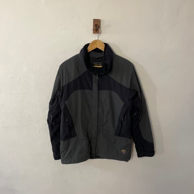 마운틴하드웨어 윈드브레이커 