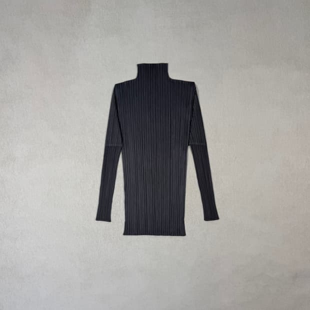 Long Sleeve Dark Gray