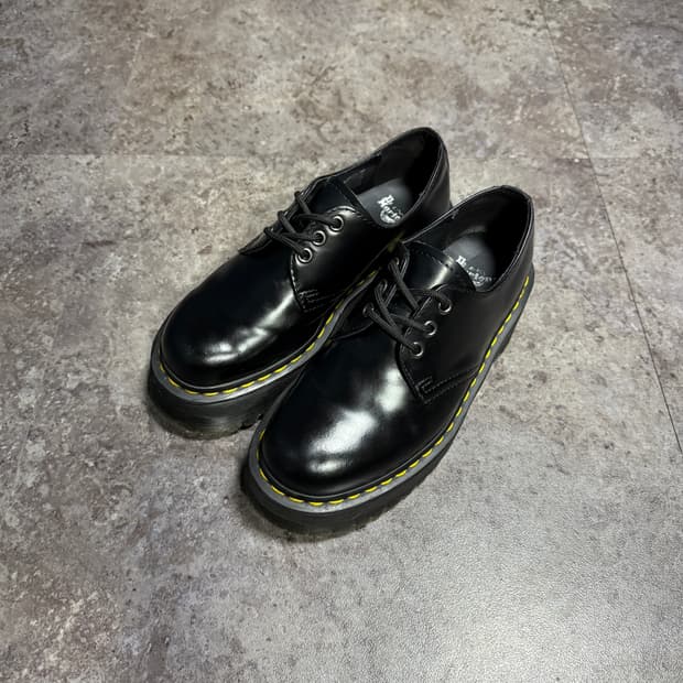 닥터마틴 1461 쿼드 240