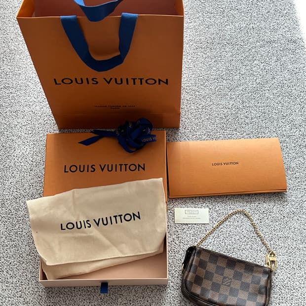 루이비통 미니포쉐트 다미에