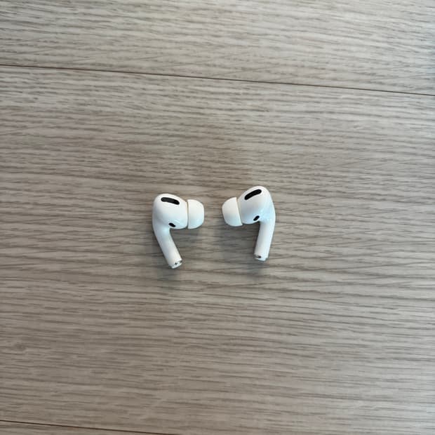 에어팟 프로 1세대 양쪽 S급 판매합니다(a2083, a2084)