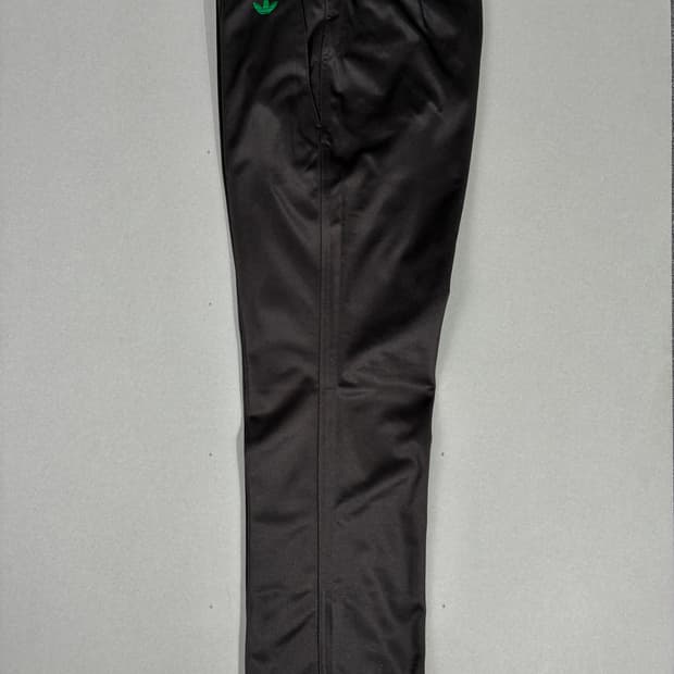 웨일스 보너 X 아디다스 트랙 팬츠 나이트 브라운 34사이즈