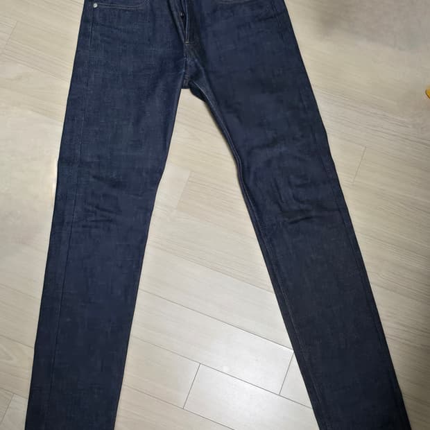 A.P.C. 쁘띠뉴스탠다드 30사이즈