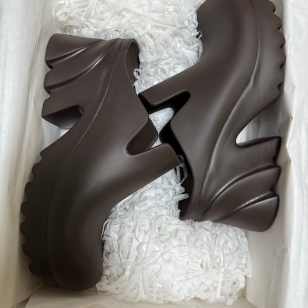 보테가베네타 여성 러버슈즈 40(250-255)폰단테