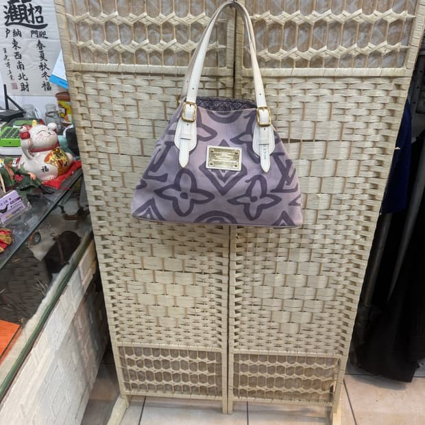 정품 루이비통 타이티엔드 카바스 숄더백 팝니다