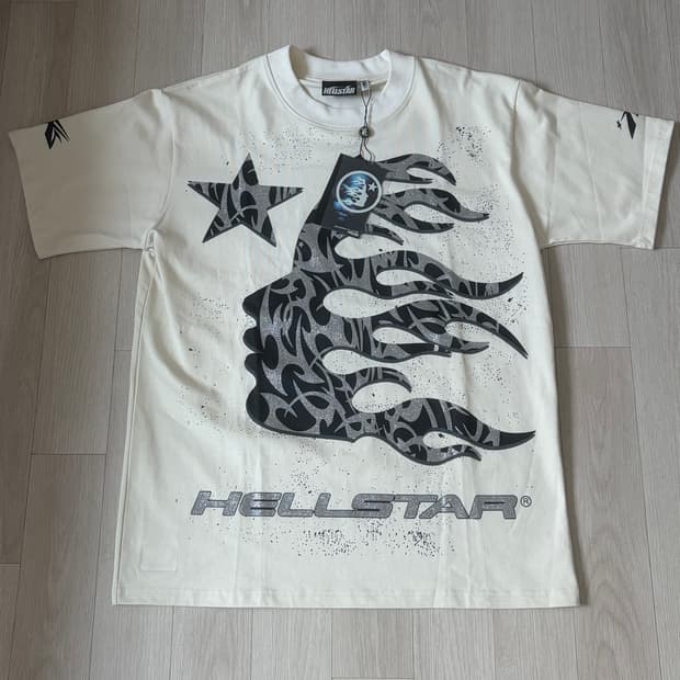 Hell star  새상품 헬스타 반팔티 L