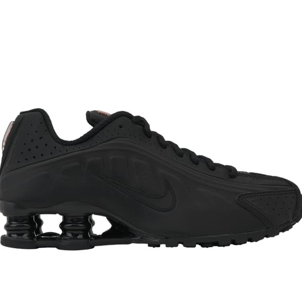 나이키 샥스 R4블랙