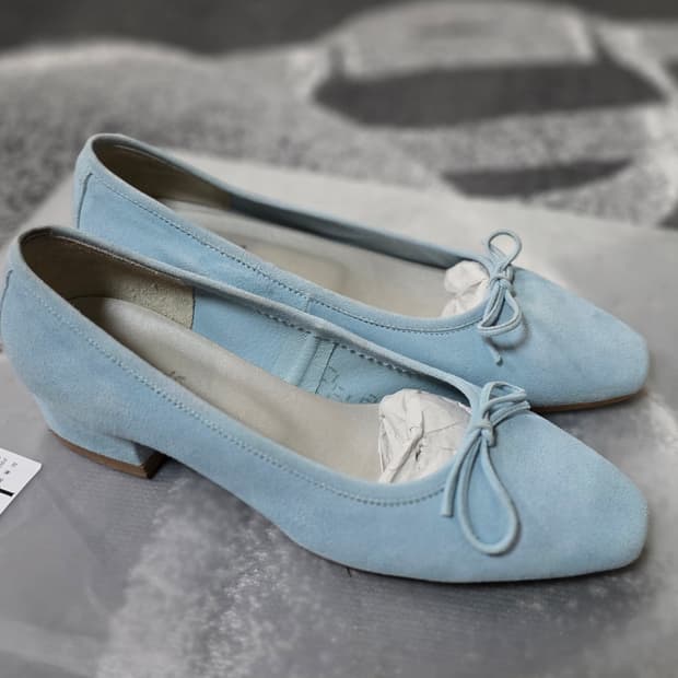 흐꺙 Fetiche 페티슈 스웨이드 펌프스 3cm 245 (비브람 완료)