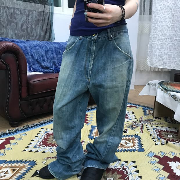 리바이스 엔지니어드진 데님팬츠