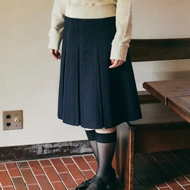곤니치외봉쥬르 플리츠스커트 네이비체크