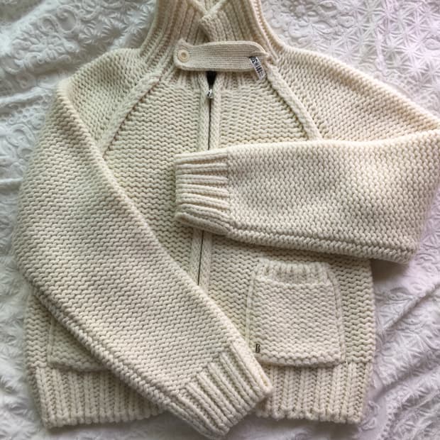 더바넷 니트집업Soap Zip-Up Knit 아이보리