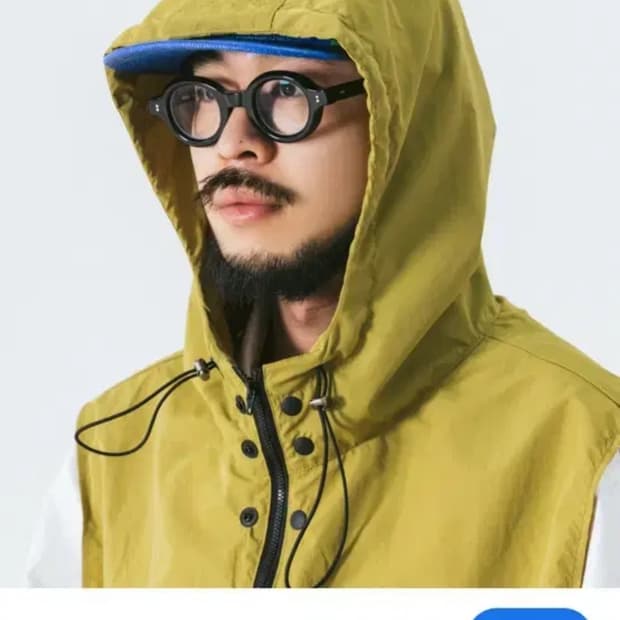 앵글런 Nylon Layered Crop Hoodie