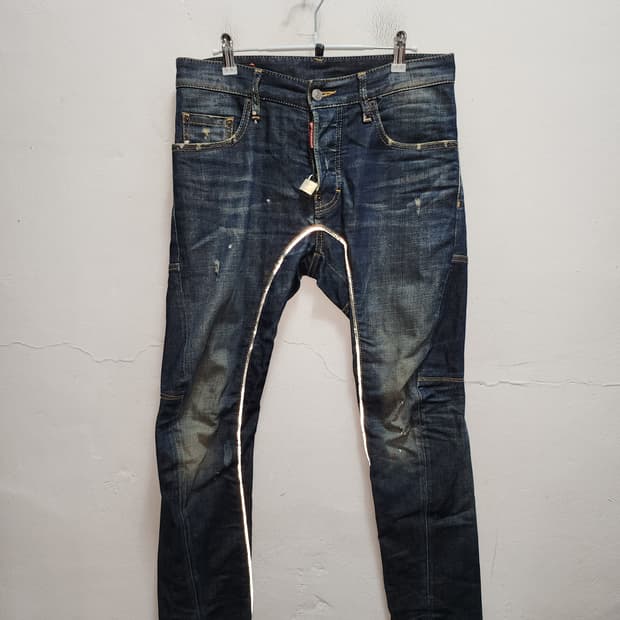 디스퀘어드2 자물쇠 디테일 리플렉티브 파이핑 청바지