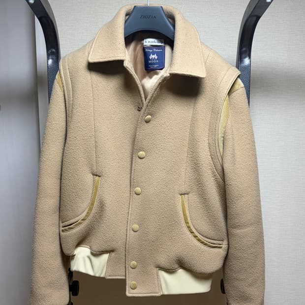 더블유 워크샵 아브라함 문트위드 바시티 자켓